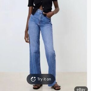 Zara “The 90’s Full Length Jean” with frayed hem - excellent cond.